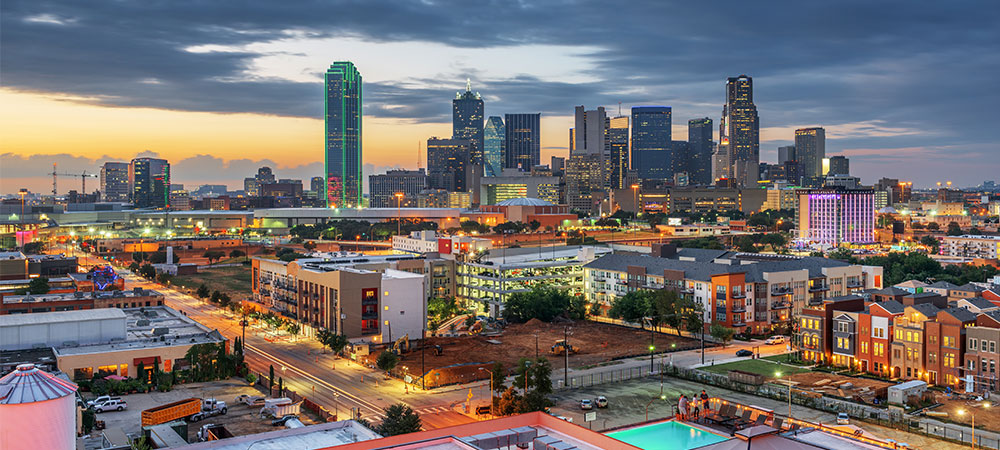 Downtown Dallas city skyline